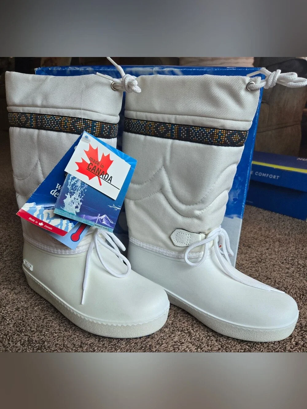 Baffin White Women's Insulated Lace-Up Winter Boots